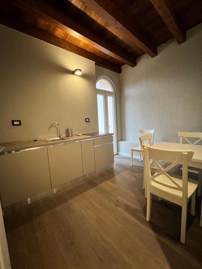 V&B Suites And Apartments Pavia Exteriör bild
