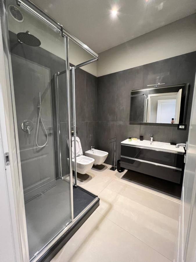 V&B Suites And Apartments Pavia Exteriör bild